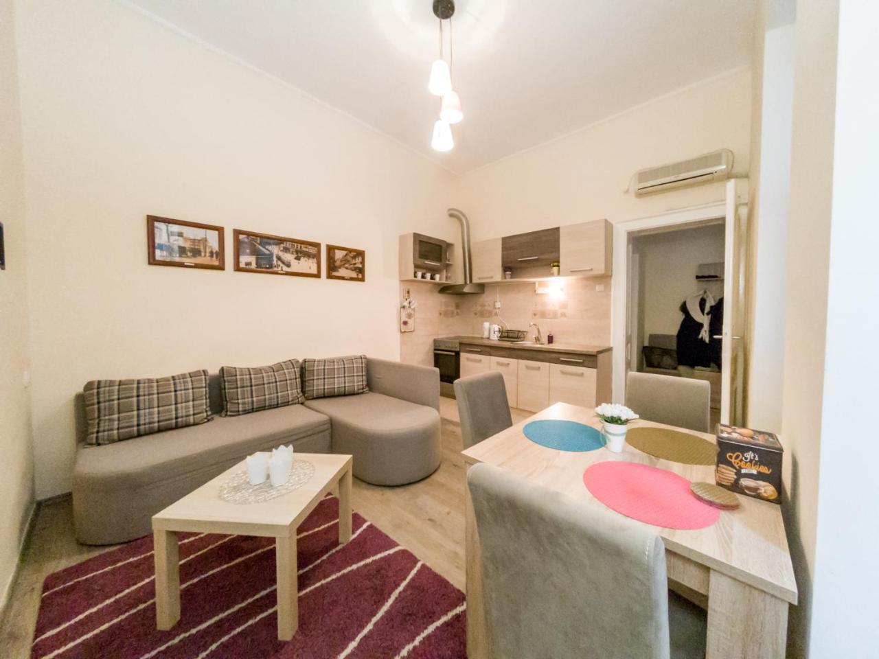 Apartment Ema Belgrad Exteriör bild