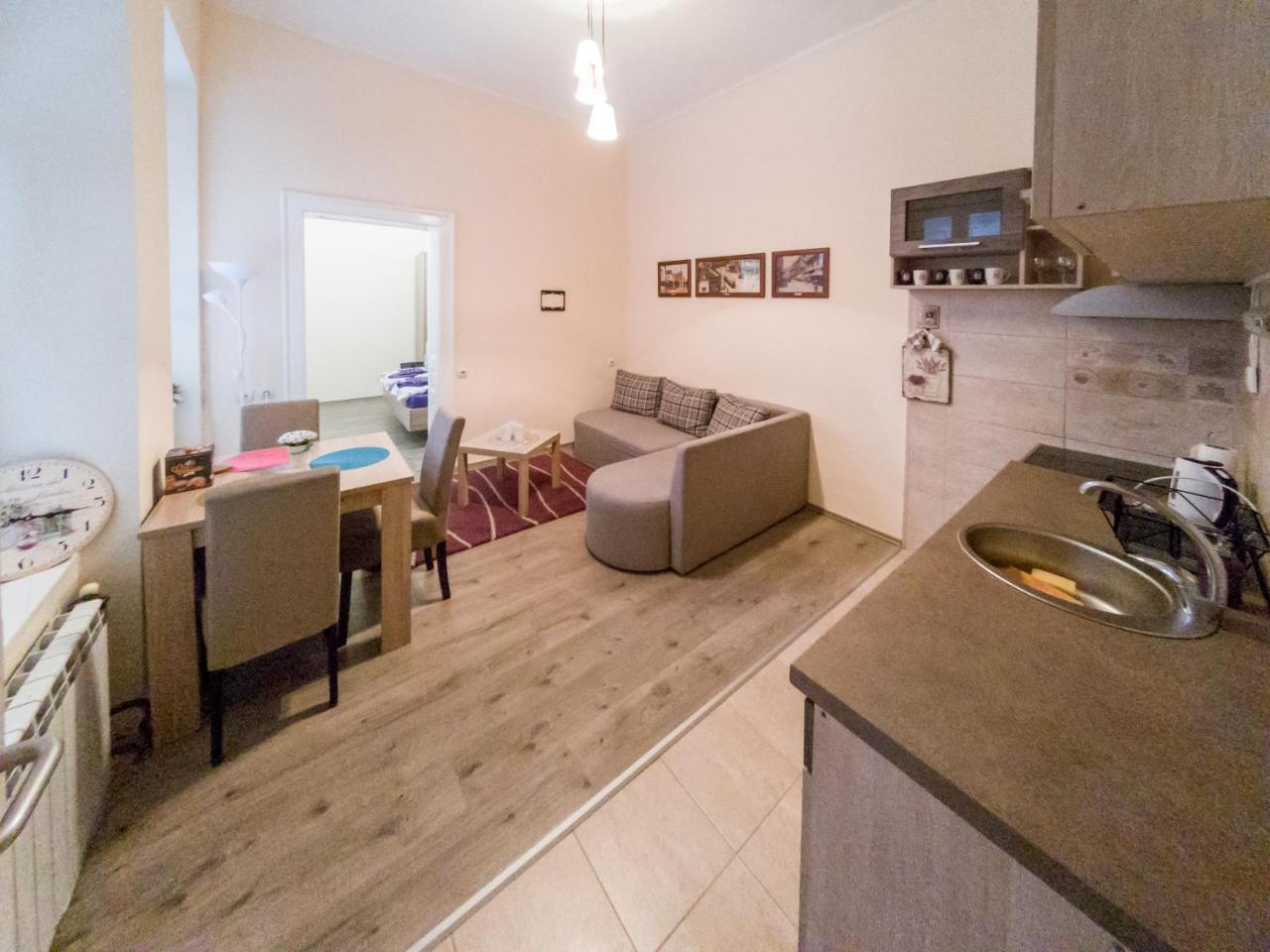 Apartment Ema Belgrad Exteriör bild